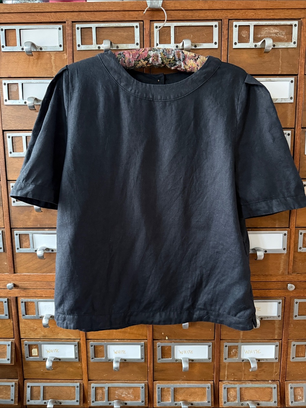 Black Linen T-Shirt Blouse Puff Sleeve Size 6